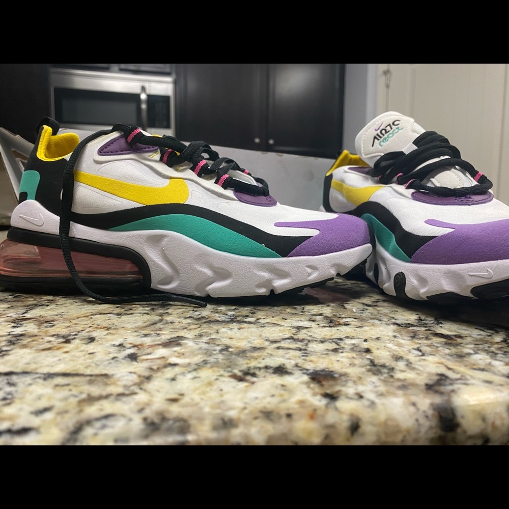 Nike AirMax 270 React